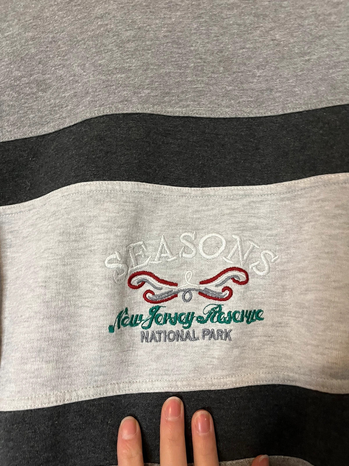 Sweat vintage avec broderie
