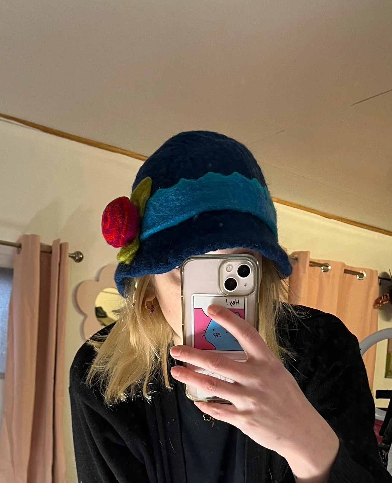 Chapeau vintage matière feutrine fait main