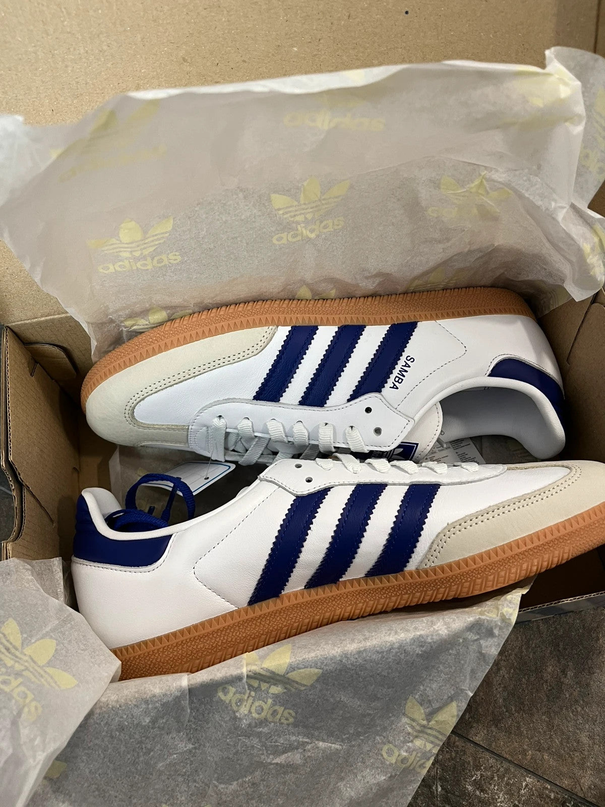 Adidas Samba OG White/violet/gum Neuves 42 ou 43 1/3